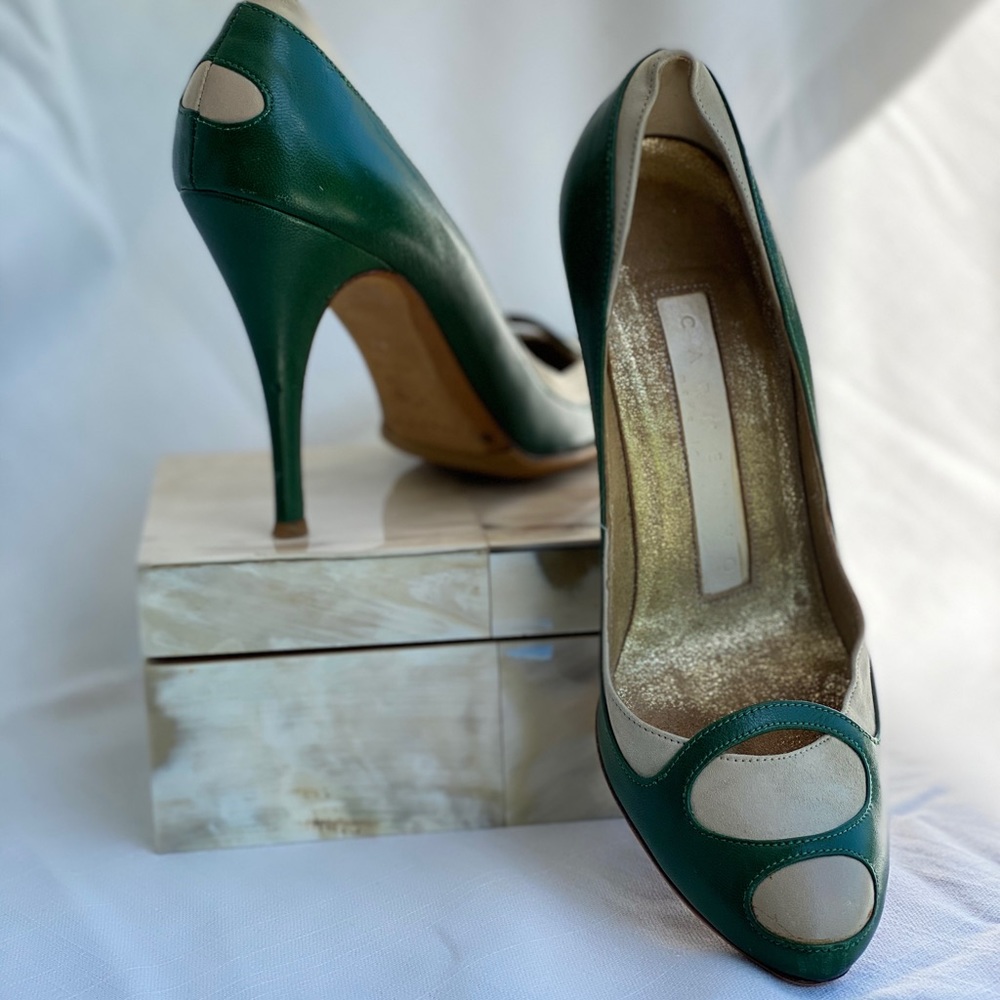 CARMEN HO PUMPS